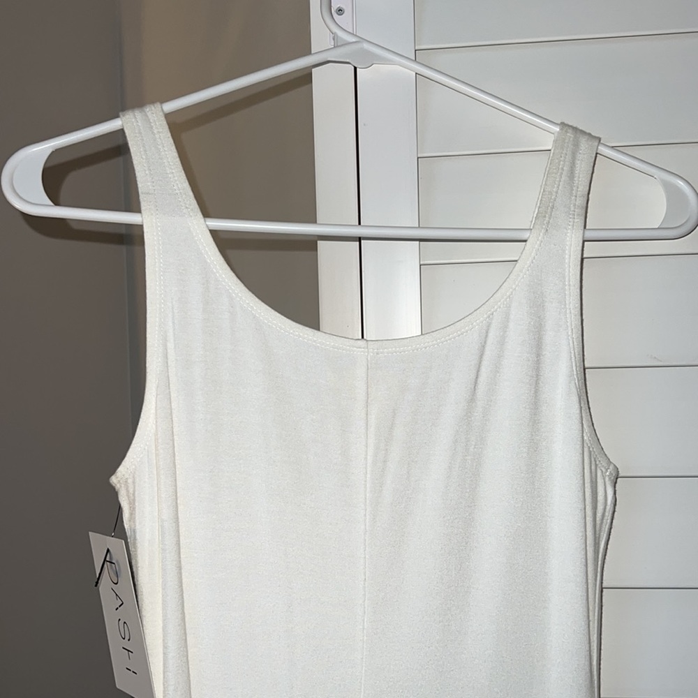DASH BLQ basic fitted midi dress with a back slit - Picture 8 of 11